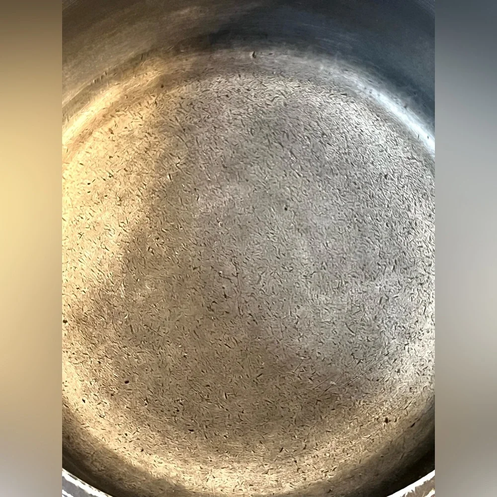 Calphalon Aluminum Saucepan w/Handle 1.5 Qt w/o Lid Toledo Ohio USA 8701 3 in